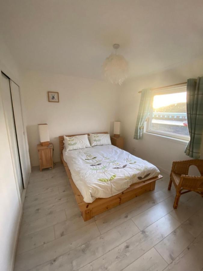 Cosy 2-Bed House In Kinlochbervie Villa Bagian luar foto
